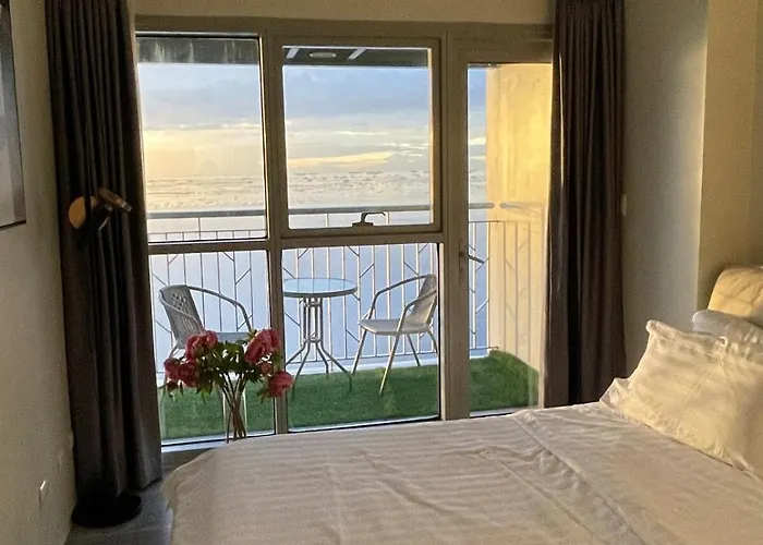 2br Luxurious Ocean View, Close Okada, Solaire, Moa, Airport With Free Parking Apartamento Manila
