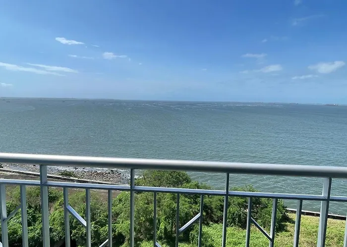 2br Luxurious Ocean View, Close Okada, Solaire, Moa, Airport With Free Parking