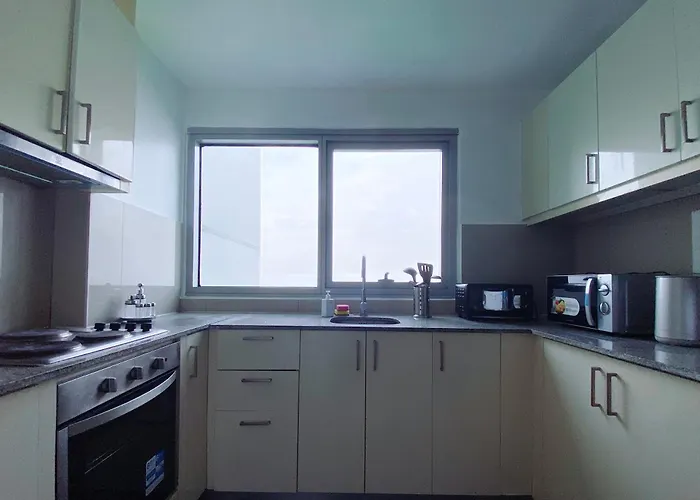 2br Luxurious Ocean View, Close Okada, Solaire, Moa, Airport With Free Parking Apartamento *